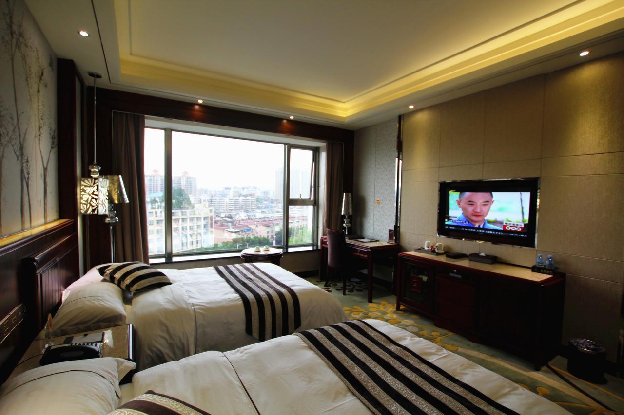 Jin Long Wan Hao Hotel Wuzhou Екстериор снимка