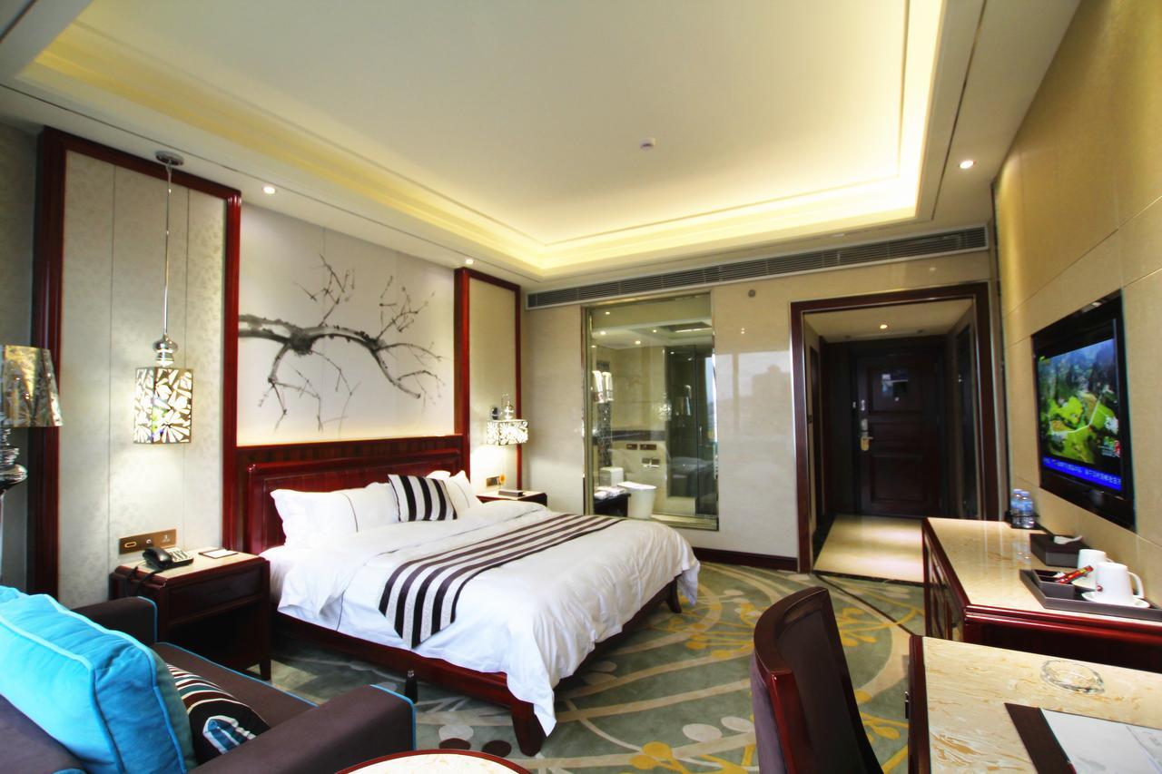 Jin Long Wan Hao Hotel Wuzhou Екстериор снимка