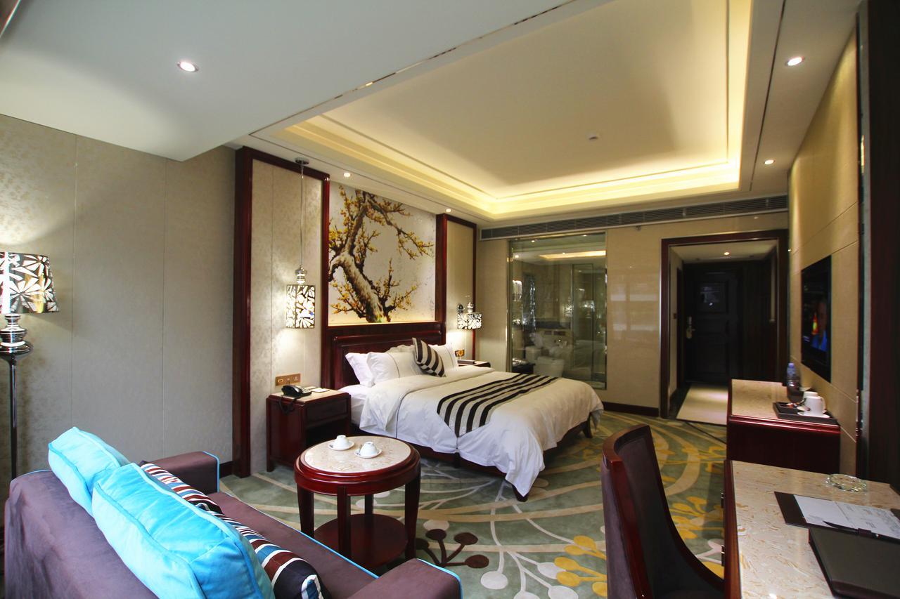 Jin Long Wan Hao Hotel Wuzhou Екстериор снимка