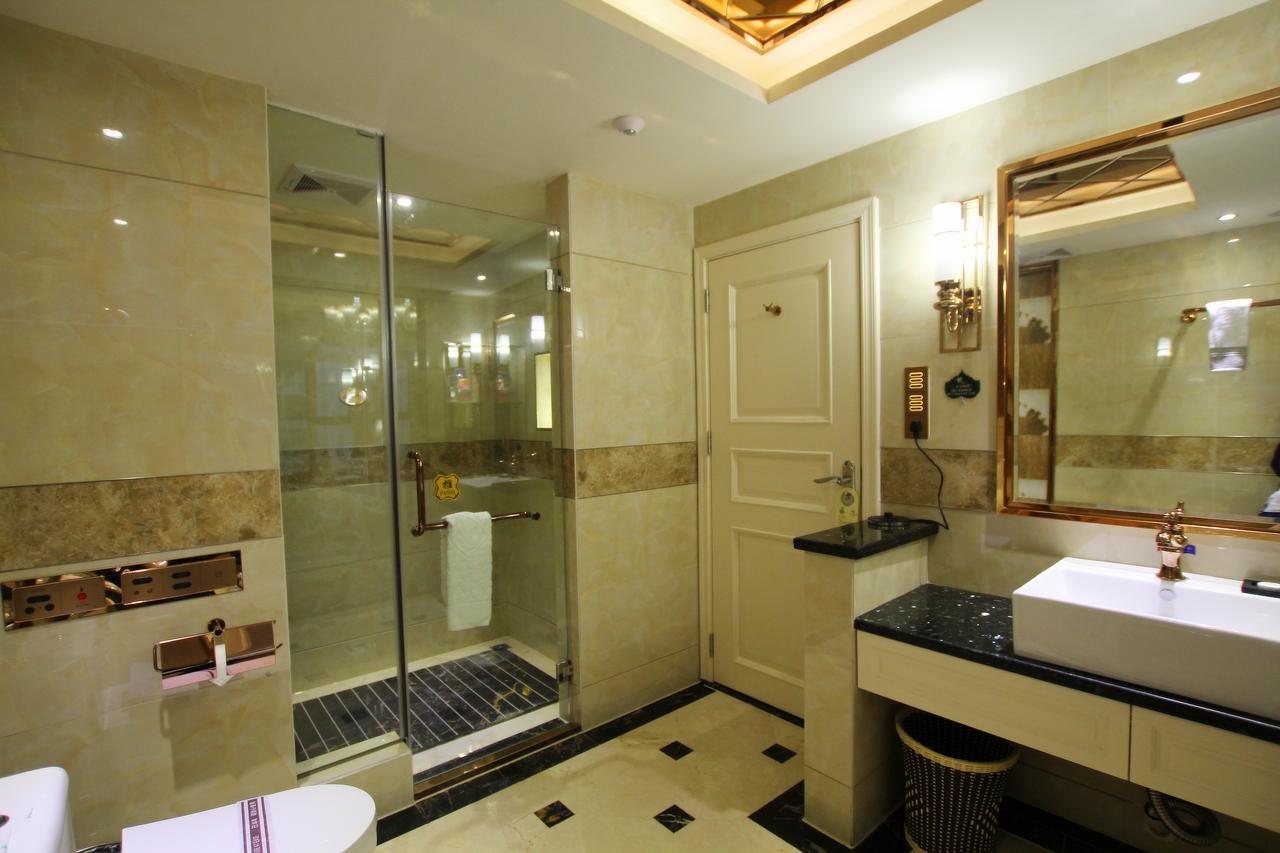Jin Long Wan Hao Hotel Wuzhou Екстериор снимка